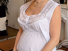 Бывшая жена Джигарханяна дала дочери красивое имя