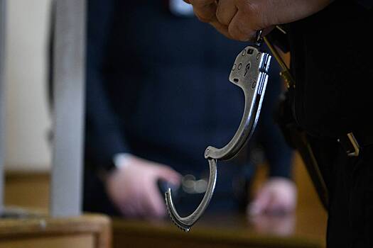 Пожилой извращенец шесть лет тайно снимал голую подругу на видео