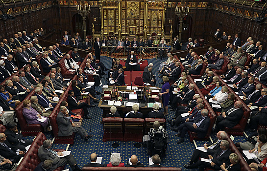 Палата лордов Британии одобрила вторую поправку к законопроекту по Brexit