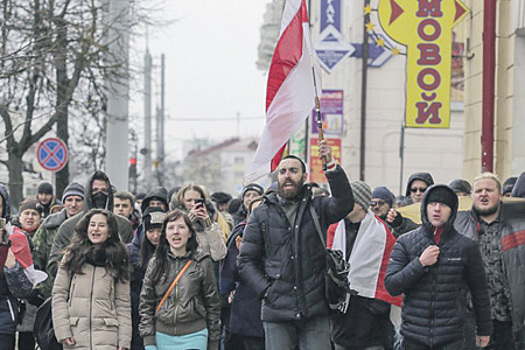 За протестами неработающих белорусов глава республики увидел происки Москвы