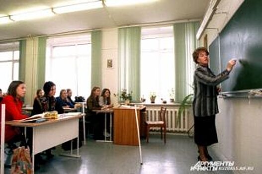 Дефицит кадров. Сколько получают молодые учителя и физруки в Воронеже