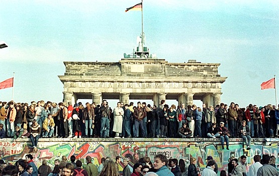 Воссоединение ГДР и ФРГ: что за это обещали СССР и какие обещания выполнили