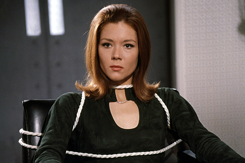 Роль подружки Бонда Трейси де Винченцо в фильме «На секретной службе Ее Величества» 1969 года исполнила британская актриса Дайана Ригг.