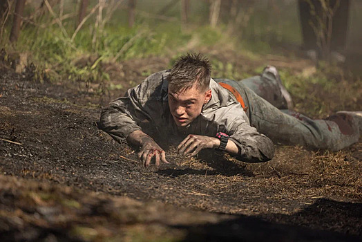 В онлайн-прокат вышел сериал «СВОИ»