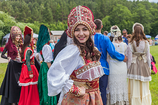 В Парке Сказов прошёл фестиваль «Малахитовая шкатулка»