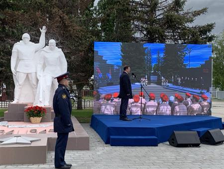 Дмитрий Азаров: «Огонь памяти в Красноярском районе будет гореть вечно»