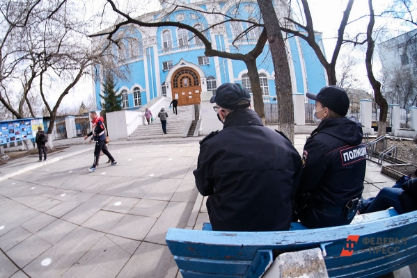 Епископ РПЦ напомнил полиции Череповца о десяти заповедях