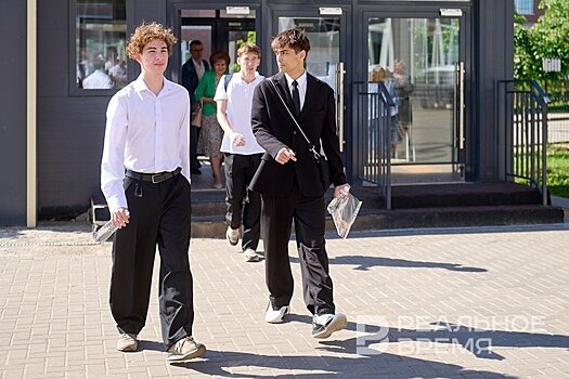 "Я все прекрасно понимаю, но что говорить родителям": в Татарстане боятся дефицита школьной формы