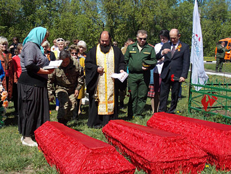 В Троснянском районе предали земле останки 27 красноармейцев