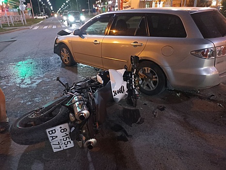 ДТП под Новосибирском: в Бердске автомобиль сбил мотоциклиста