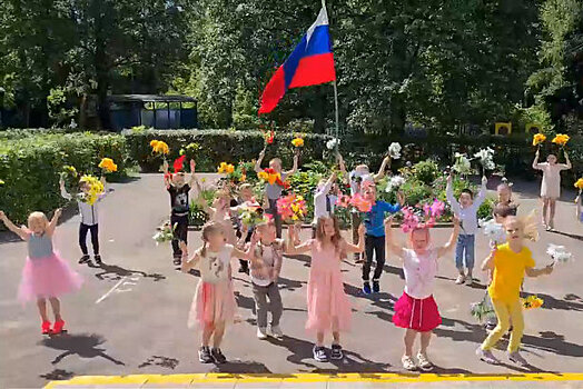 Дошкольники школ Савёлок интересно проводят свое лето