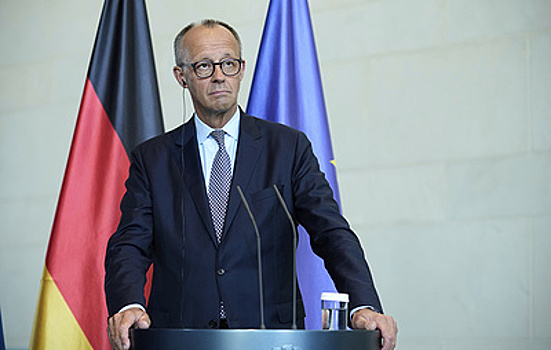 Bloomberg: немцы теряют терпение из-за "спотыкающегося" Мерца