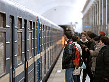 Пьяный петербуржец приставал к девушке в метро и угрожал ей