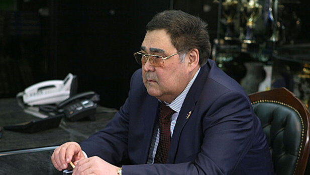 Тулеев принял отставку двух чиновников администрации Кузбасса