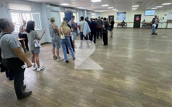 Рязанцы снова пожаловались на длинные очереди в МРЭО ГИБДД