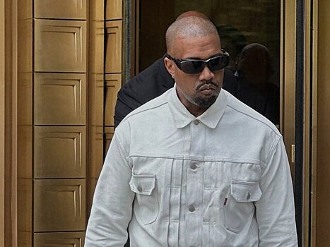 Канье Уэст и участницы группы "Тату" появились на вечеринке в Токио