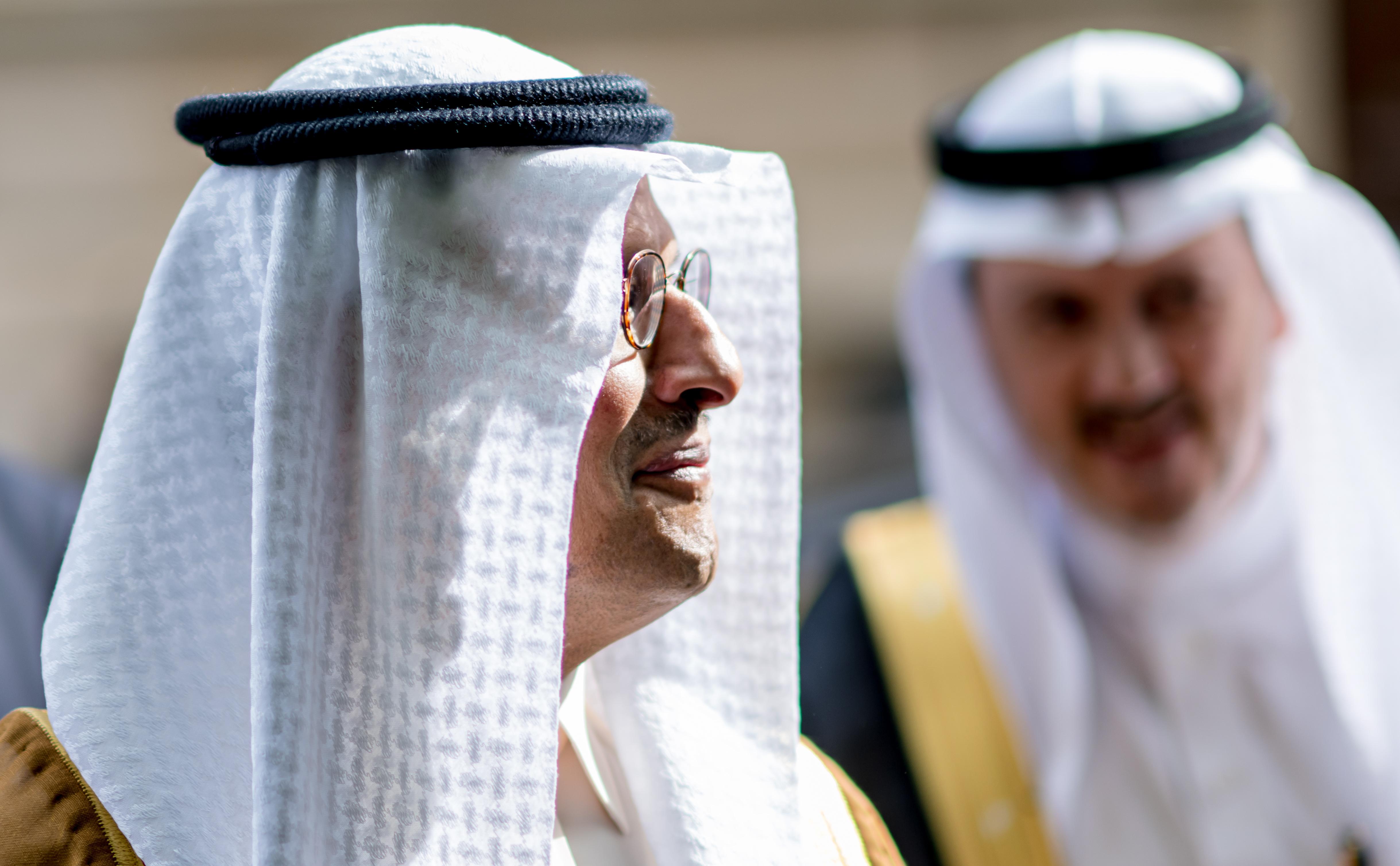 Саудовская аравия отзывы. Саудия Арабистони. Эр Рияд принц. Принц Салман Саудовская Аравия гарем. Абшер Саудовская Аравия.