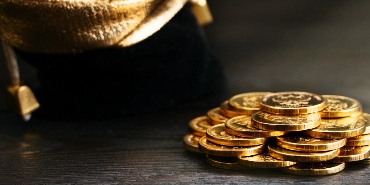 Золотые монеты эпохи Александра Македонского нашли в Керчи
