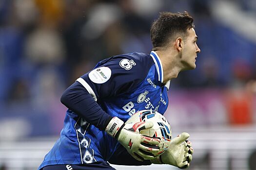 «Впервые сыграл на таком большом стадионе». Вратарь «Динамо» Расулов — о матче с «Зенитом»