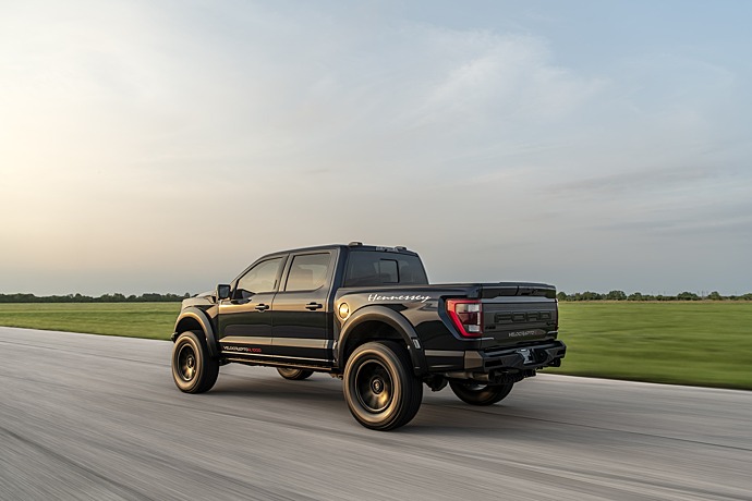 Hennessey начала выпускать 1000-сильный суперпикап Ford F-150 Raptor