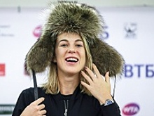 Павлюченкова и Звонарёва завершили выступления на Кубке Кремля в парном разряде