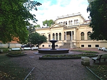 В Алексеевском саду модернизируют освещение