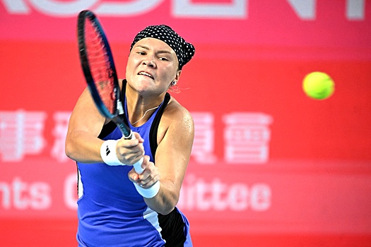 Шнайдер вышла во второй круг турнира WTA в Аделаиде