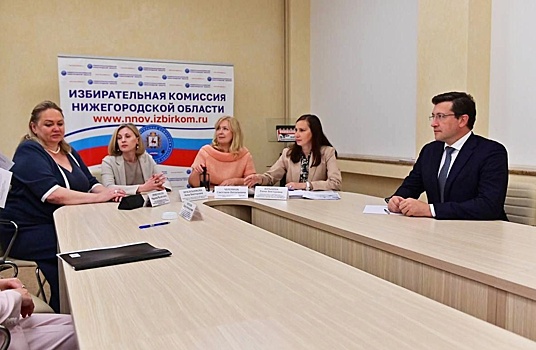 Никитин сдал документы в избирком для регистрации в кандидаты на пост губернатора Нижегородской области