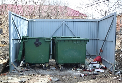 В Омске потратят более 2 млн рублей на новые мусорные контейнеры для частного сектора
