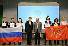 Best mathematicians, physicists, and robot technicians among school students awarded in Petersburg