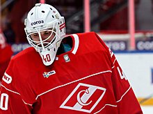 Павел Сучков о Георгиеве: «Дебют за «Спартак» получился неудачным, 4 шайбы от «Лады» – многовато, а 1-я и вовсе на его совести. Он пока не выглядит твердо 1-м номером»