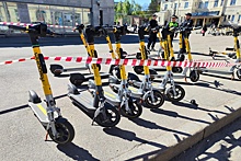 В Петербурге полиция изъяла более двух тысяч самокатов за неправильную парковку