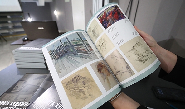 Волгоградский музей представил два новых издания, посвященных графике
