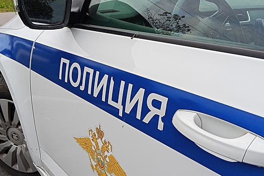 В московском автобусе мужчина с ножом напал на бросившую его жену