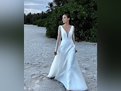 Невеста Лепса намекнула на беременность