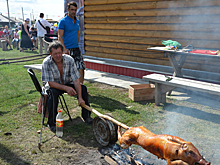 Поросенком на вертеле накормят гостей фестиваля в Чирухе