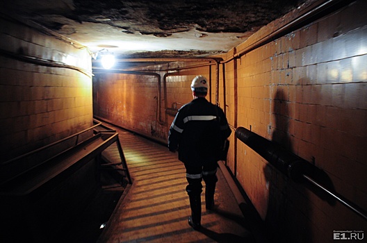 На шахте УГМК рабочий получил тяжелые травмы, упав с шестиметровой высоты