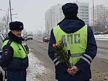 Информацию о том, что инспектор ГИБДД выстрелил в себя из ружья, проверяют следователи