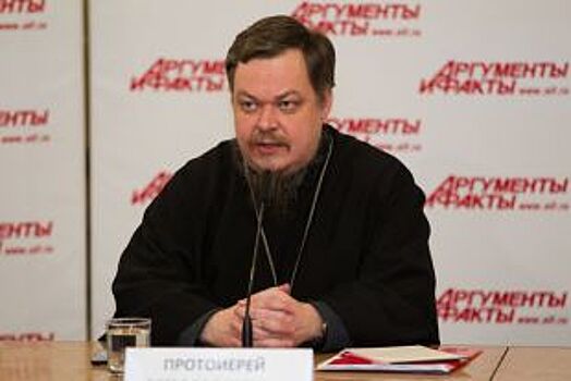 Священник Всеволод Чаплин раскритиковал царебожников в Екатеринбурге