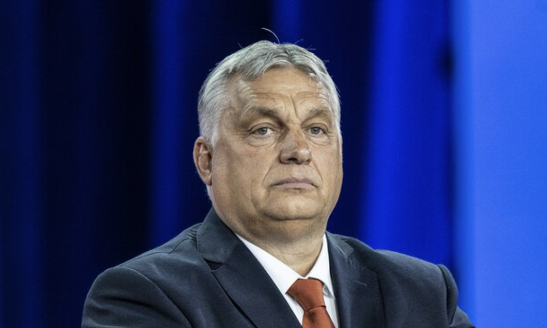 Орбан отказался от депутатского мандата после поражения партии на выборах