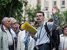 Экскурсию по району организует библиотека №15