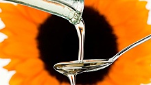 Два вида подсолнечного масла попали в черный список Росконтроля