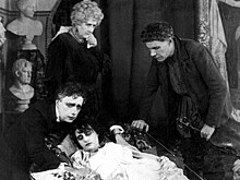 Показ фильма с участием Веры Холодной "Молчи, грусть, молчи"