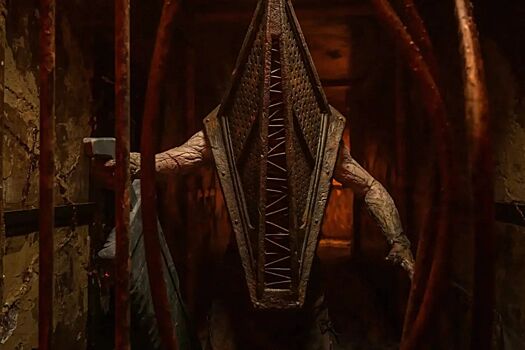 Появились стильные постеры с героями хоррора «Возвращение в Сайлент Хилл»