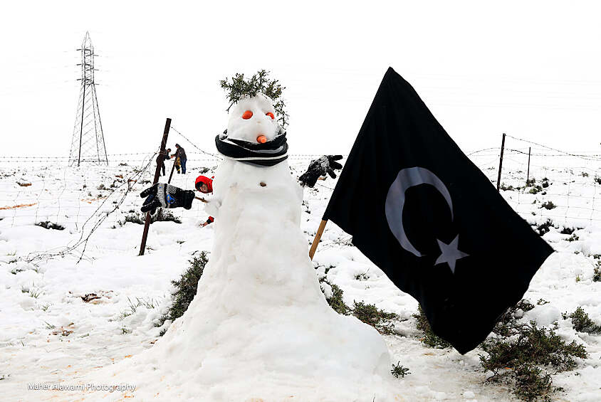 Мощный снегопад накрыл и Ливию, для этого региона снег - крайне необычноее явление.