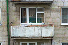 В центре Волгограда обрушился балкон жилого дома