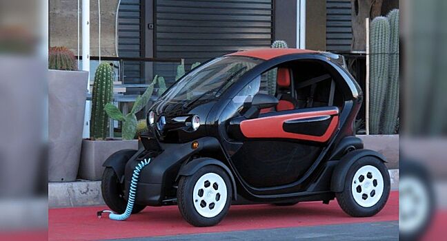 Российские студенты доработали электрокар Renault Twizy