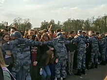 Фестиваль Hip-Hop MayDay завершился столкновениями зрителей и росгвардейцев