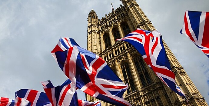 Великобритания смягчила санкции против России