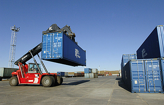 Минтранс считает целесообразной продажу всей доли РЖД в "Трансконтейнере"